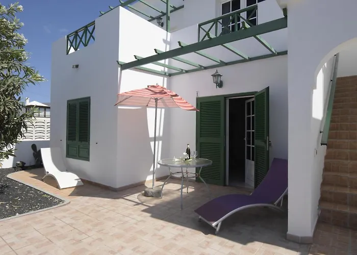 Marysol 1 Apartment With Terrace Close To The Sea