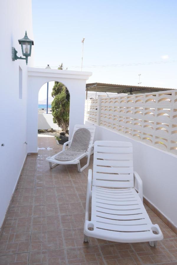 Marysol 1 With Terrace Close To The Sea